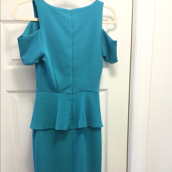 Nicole Miller Peplum/Open shoulder Teal Dress - Picture 3 of 5